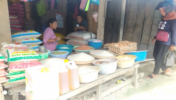 Pedagang Resah, Pembeli Mengeluh Harga Beras di Wakatobi Belum Stabil
