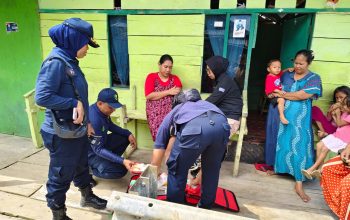 Tim 2 Siaga Banjir Biddokkes Polda Sultra Lakukan Patroli Kesehatan di wilayah Kota Kendari