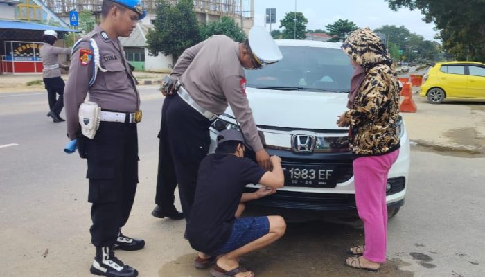 Satgas Gakkum Polda Sultra Tindak Pengendara Melanggar di Jalan M. Jasin