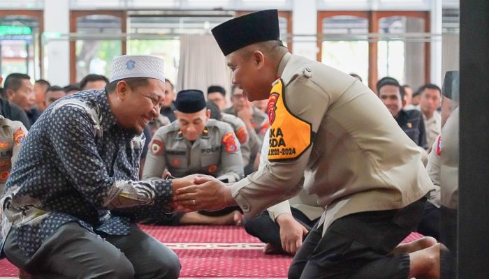 Polda Sultra Peringati Nuzul Qur’an, Momen Tingkatkan Spiritual Personel