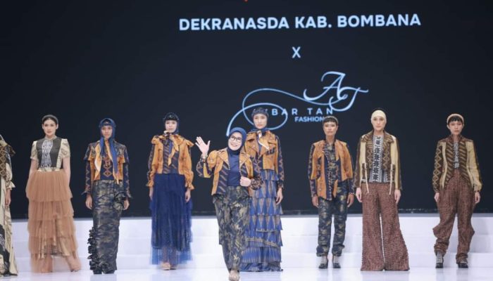 Indonesia Fashion Week 2024, Bombana Tampilkan Ragam Kain dan Motif Khas Bombana