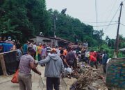 Pegawai ASN Pemkot Kendari Laksanakan Karya Bakti di Kampung Salo
