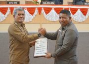 Pj Wali Kota Sampaikan LKPJ Tahun 2023 kepada DPRD Kota Kendari