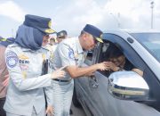 Turut Serta Lepas Arus Balik One Way, Rivan A. Purwantono Imbau Pemudik Kooperatif Ikuti Arahan Petugas