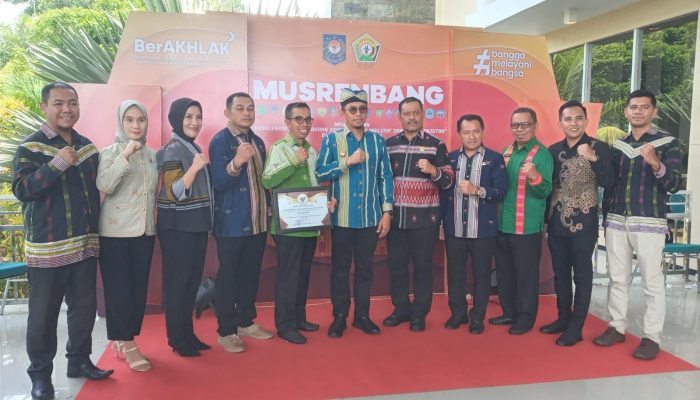 Kota Baubau kembali Raih Predikat Juara Pembangunan Daerah