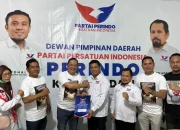 Yudhianto Mahardika Ambil Formulir Pendaftaran Bacalon Wali Kota Kendari 2024 di Perindo