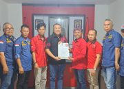 AJP Kembalikan Formulir Pendaftaran Balon Wali Kota Kendari 2024 ke DPC PDI-P Kendari