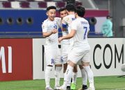 Sejumlah pemain Timnas Uzbekistan saat melakukan selebrasi gol dalam laga melawan Arab Saudi di perempat final Piala Asia U-23 Qatar