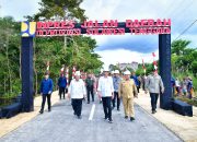 Resmikan Pelaksanaan Inpres Jalan Daerah di Sulawesi Tenggara, Presiden: Percepat Mobilitas Orang dan Logistik