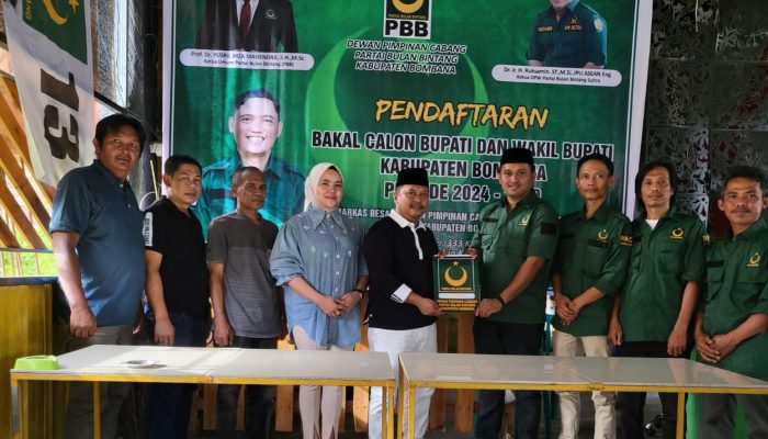 Didampingi Istri Tercinta, Andi Firman Daftar ke PBB Bombana