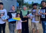 Kerabat Yudi Berikan Bantuan Kepada Emak-Emak Pegiat Voli di Kecamatan Puuwatu