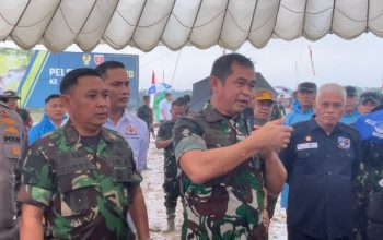 Kepala Staf Angkatan Darat (KSAD), Jenderal TNI Maruli Simanjuntak tegaskan TNI akan memberikan bantuan kepada para korban banjir yang ada di Sulawesi