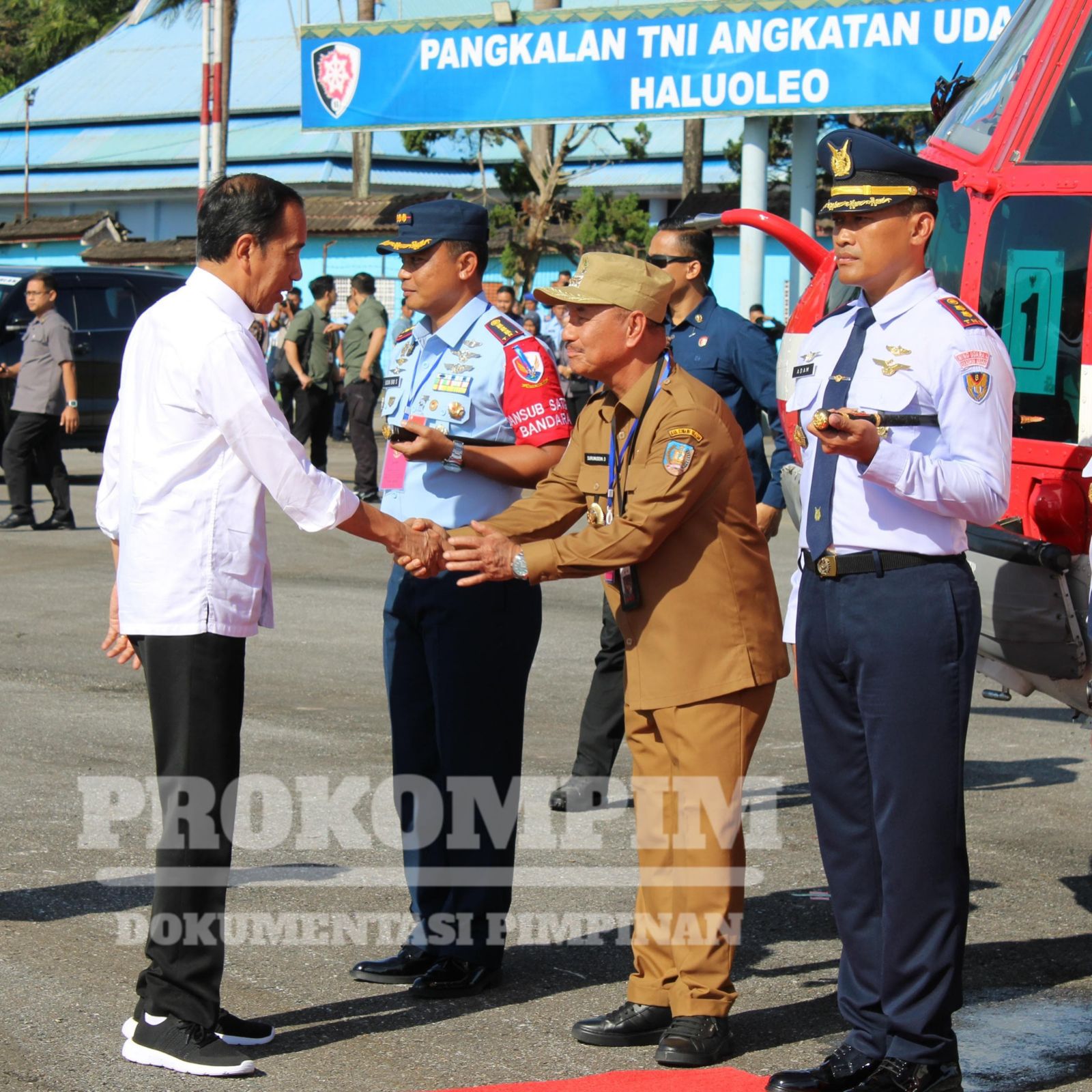 Bupati Konawe Selatan Surunuddin Dangga