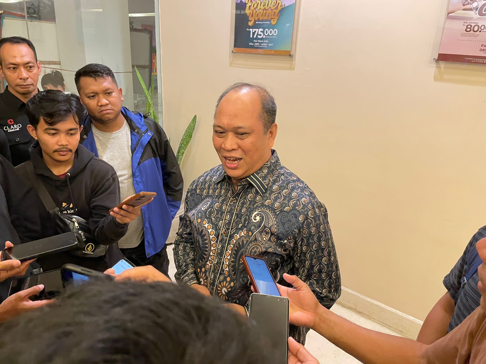Calon Gubernur Sulawesi Tenggara (Sultra), Ruksamin