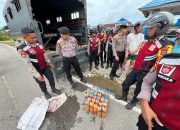 30 Liter Miras Tradisional jenis Ballo Diamankan Personel Satuan Tugas (Satgas) Preventif Direktorat Samapta (Ditsamapta) Polda Sulawesi Tenggara (Sultra)