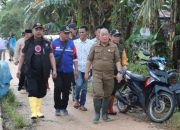 Pj Bupati Harmin Ramba Sambangi Lokasi Banjir di Waworaha Lambuya