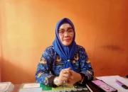 Distan Kendari Periksa Kesehatan Hewan Kurban  di Lokasi Penampungan dan Penjualan