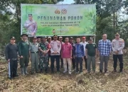Peringati Hari Bhayangkara ke 78, Polres Konawe dan Polsek Puriala Gelar Penanaman Pohon di Kecamatan Puriala