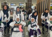 Calon Jamaah Haji Kloter 33 UPG Asal Sultra tiba di Asrama Haji Embarkasi Makassar