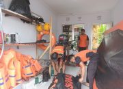 Tim Rescue Unit Siaga SAR Muna diberangkatkan untuk mencari nelayan hilang bernama Hanudin di Perairan Kecamatan Mawasangka, Buton Tengah
