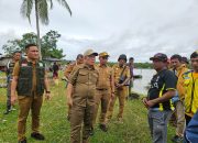 Pj Bupati Konawe Perintahkan BPBD Konawe Segera Evakuasi Warga Terdampak Abrasi Sungai Muara Sampara 