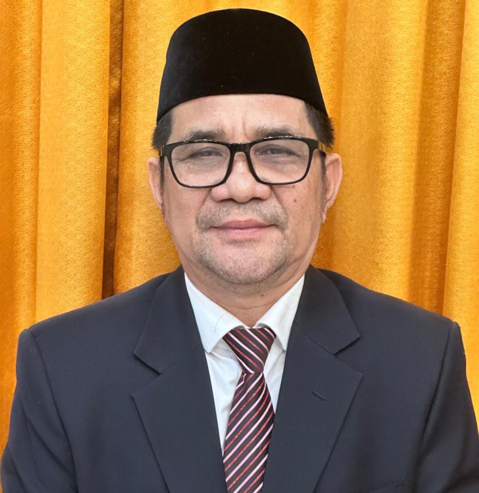 Kepala BKAD Konawe Selatan, Drs H Nisbahnurrahim M.Si
