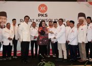 Setelah Nasden, Giliran PKS berikan Rekomendasi kepada Tina Nur Alam Sebagai  Cagub Sultra