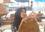 Dipasarkan Hingga Eropa, Berikut Potret Kerajinan Rotan Nentu Produk UMKM Kendari  