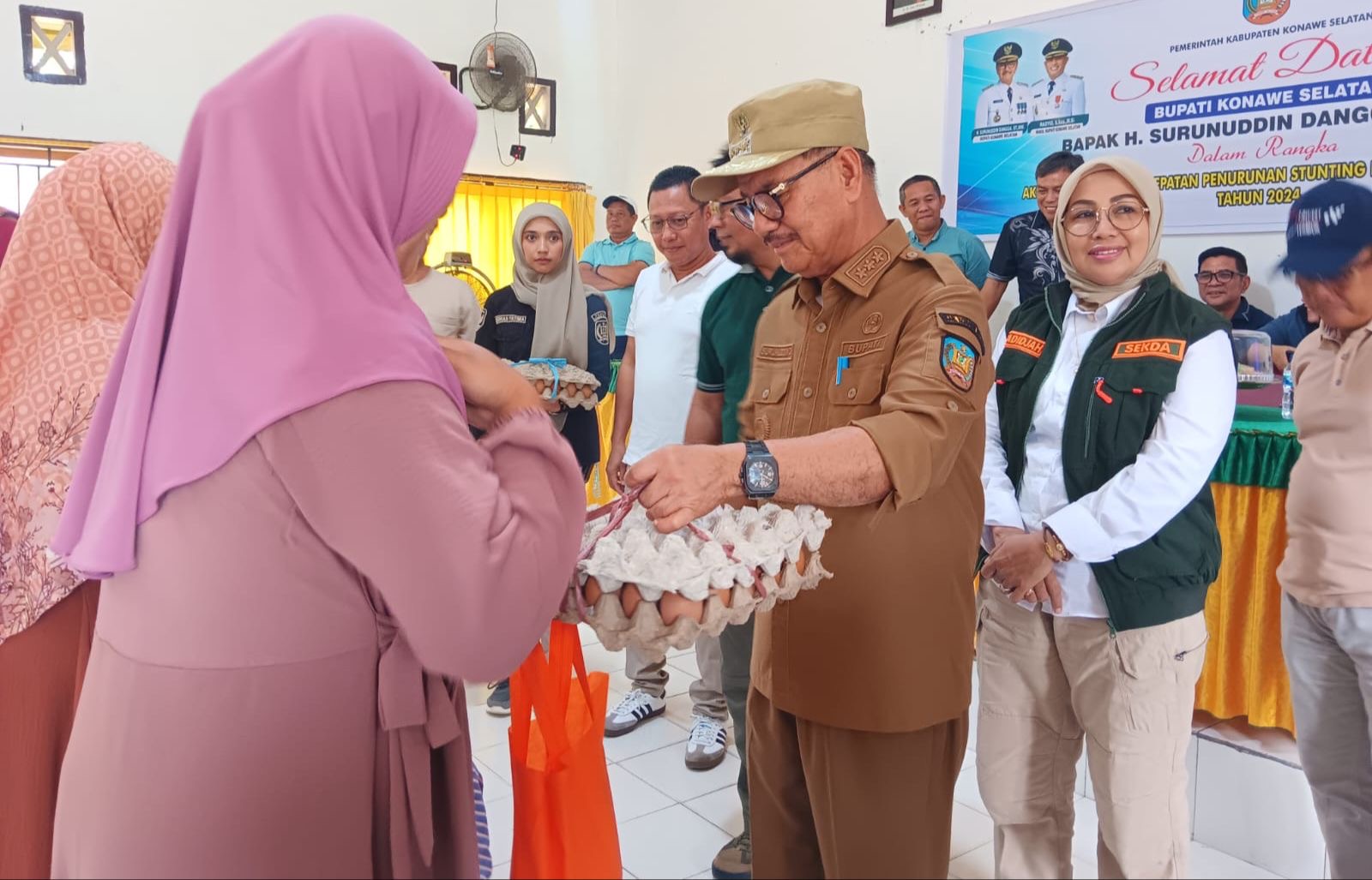 Bupati Konsel Surunuddin Dangga bersama Sekda Konsel St Chadidjah dan beberapa Kepala OPD