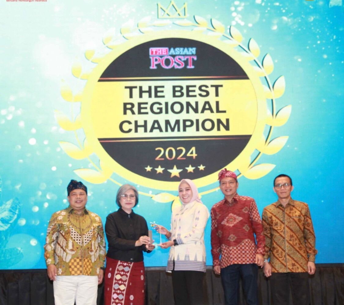 Bank Sultra Terima Penghargaan The Asian Post Best Regional Champion 2024