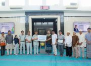 Jasa Raharja Serahkan Bantuan Rp50 Juta Perbaikan Masjid Masjid Al-Dakwah Taman Pondok Jati di Siduarjo