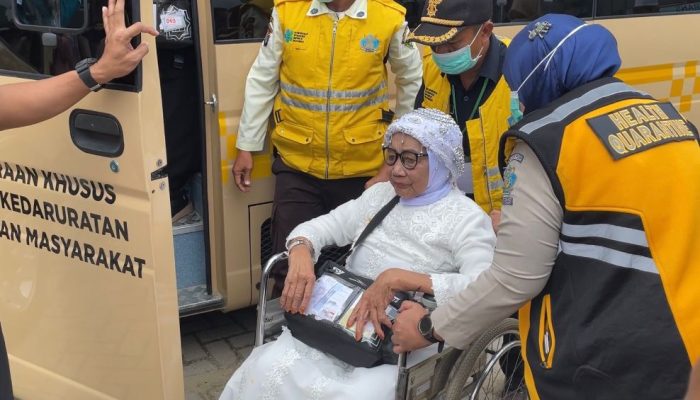 Alhamdulillah, 473 Jemaah Haji Kota Kendari Kloter 28 Tiba di Bumi Anoa Dalam Kondisi Baik