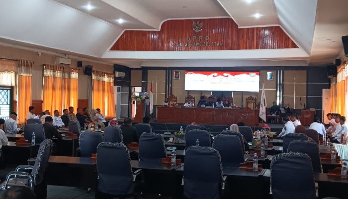 Rapat Paripurna DPRD Konawe Selatan Hanya Dihadiri 19 Anggota Dewan