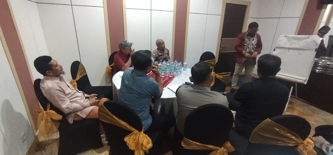 KPU Sultra saat menggelar rapat koordinasi