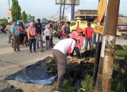 Jumat Bersih, Pemerintah Kecamatan Kendari Barat bersama Warga Lakukan Kerja Bakti