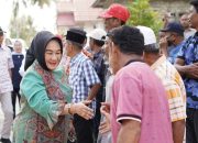 Calon Gubernur Sultra Tina Nur Alam Konsolidasikan Kekuatan Pendukung di Pulau Makkasar, Disambut Tim Relawan Hingga Tingkat RT RW