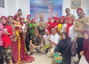 Disparekraf Kota Kendari Ikuti Lomba Karnaval Juang dalam Memperingati HUT ke-79 RI