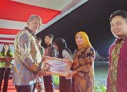 Disdalduk dan KB Kota Kendari Raih Juara II Lomba Karnaval Juang dalam Memperingati HUT ke-79 RI