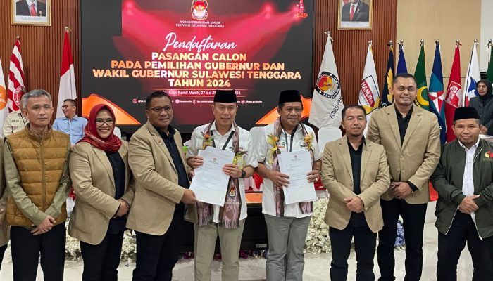 Didampingi Ketum Partai Pendukung, ASR-Hugua jadi Paslon Pertama yang Daftar ke KPU Sultra 