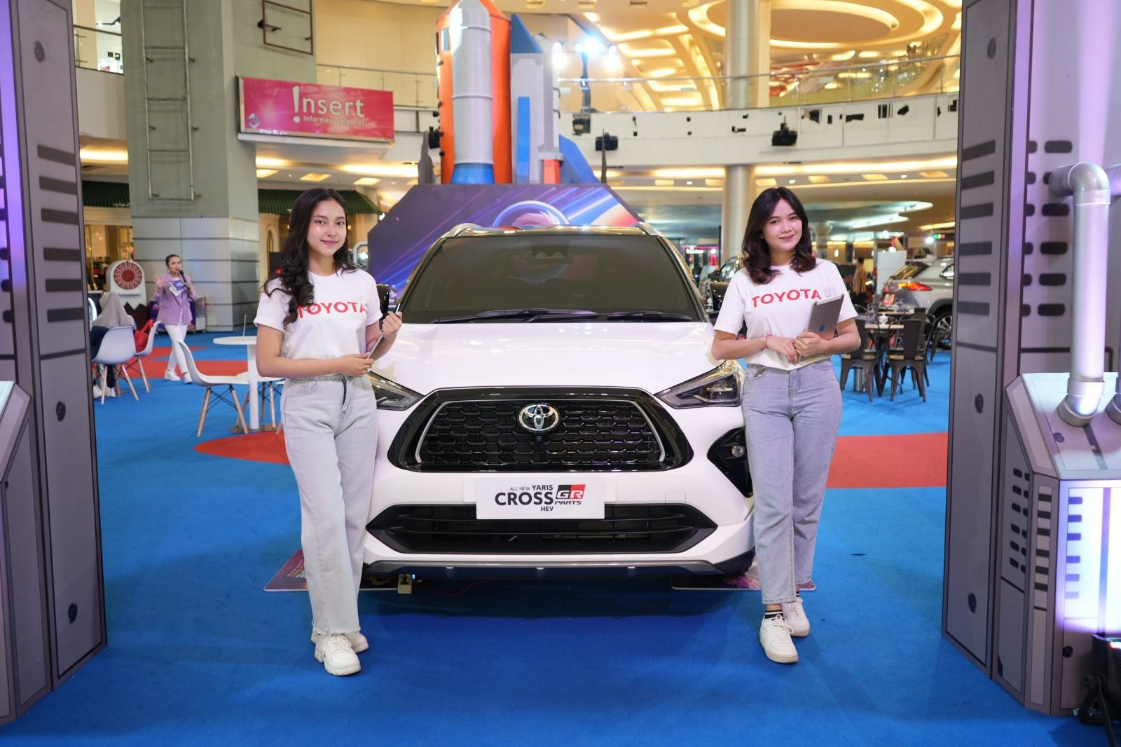 Mobil ramah lingkungan berteknologi hybrid