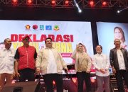 Deklarasi Paslon Walkot Kendari Yudhi-Nirna dihadiri puluhan ribu warga