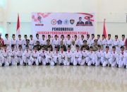 Kukuhkan 43 Anggota Paskibraka, Pj Wali Kota Kendari Jalankan Tugas Dengan Baik
