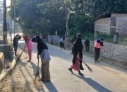 Jelang Perayaan HUT Ke-79 RI, Aparat Kelurahan Wua-Wua dan Warga Intens Lakukan Kerja Bakti