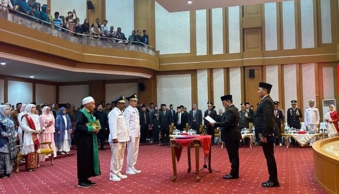 Pj Bupati Konawe dan Kolaka Resmi Dilantik, Pj Gubernur Sultra: Tangan Jangan Gatal