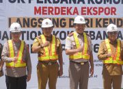 Pj Wali Kota Kendari Hadiri Pelepasan Ekspor Perdana Komoditas Kelapa Bulat dari Kendari ke Tiongkok
