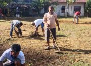 Wujudkan Lingkungan Bersih Jelang HUT ke-79 RI, Warga Kelurahan Alolama Kendari Gelar Kerja Bakti