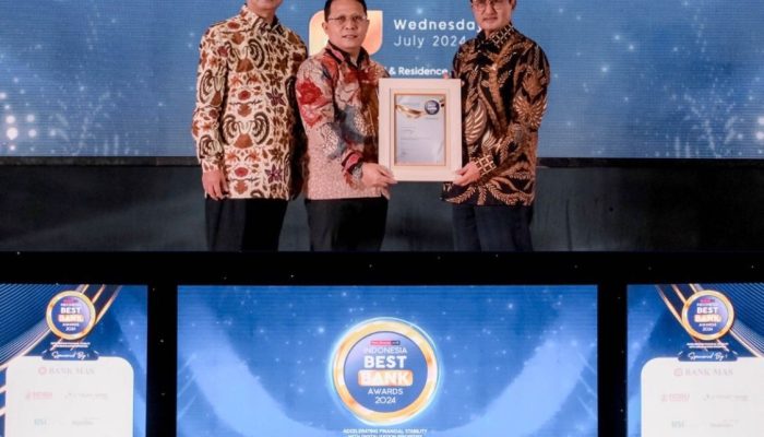 Bank Sultra Lagi-lagi Sabet Penghargaan Nasional – Kategori Indonesia Best Bank 2024