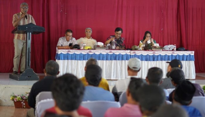 Tokoh Masyarakat Buton Ibrahim Marsela Ajak Masyarakat Pilih Tina Nur Alam, Singgung Kondisi Sulteng Saat Ini