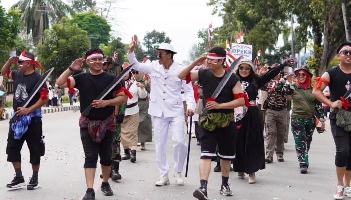 Karnaval Juang Warnai HUT ke-79 RI di Kota Kendari