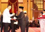 Pj Gubernur Sultra Terima Duplikat Bendera Pusaka